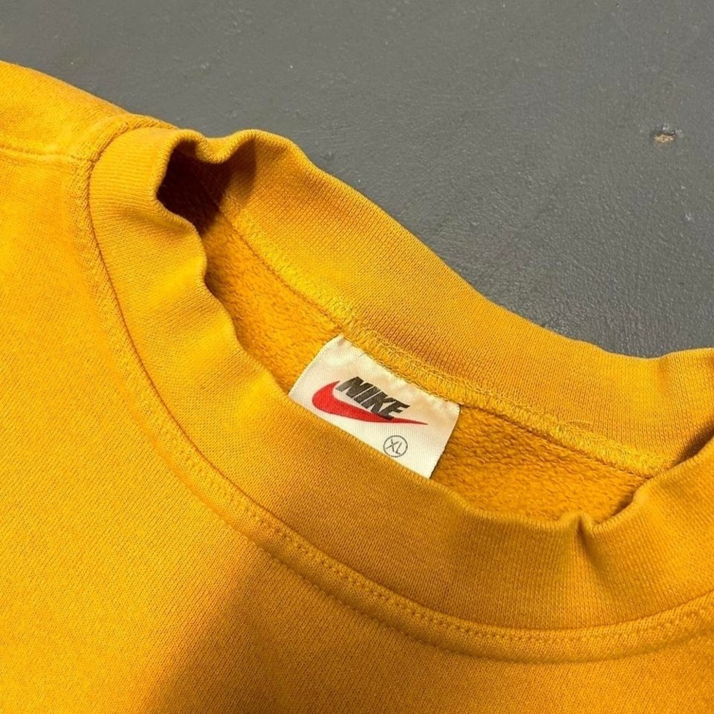 Vintage 90s Nike white tag mustard yellow embroidered check Crewneck sweatshirt - Picture 3 of 7